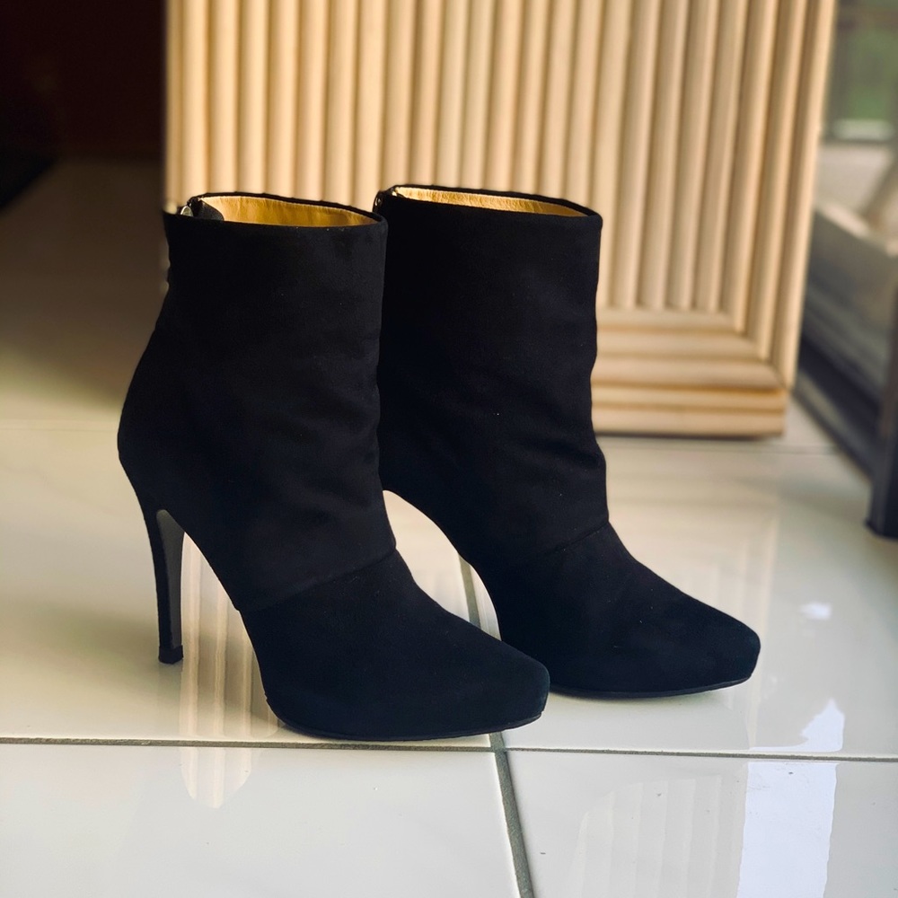 🇮🇹ENZO SOFT SUEDE LEATHER HEEL ANKLE BOOTS SIZE8